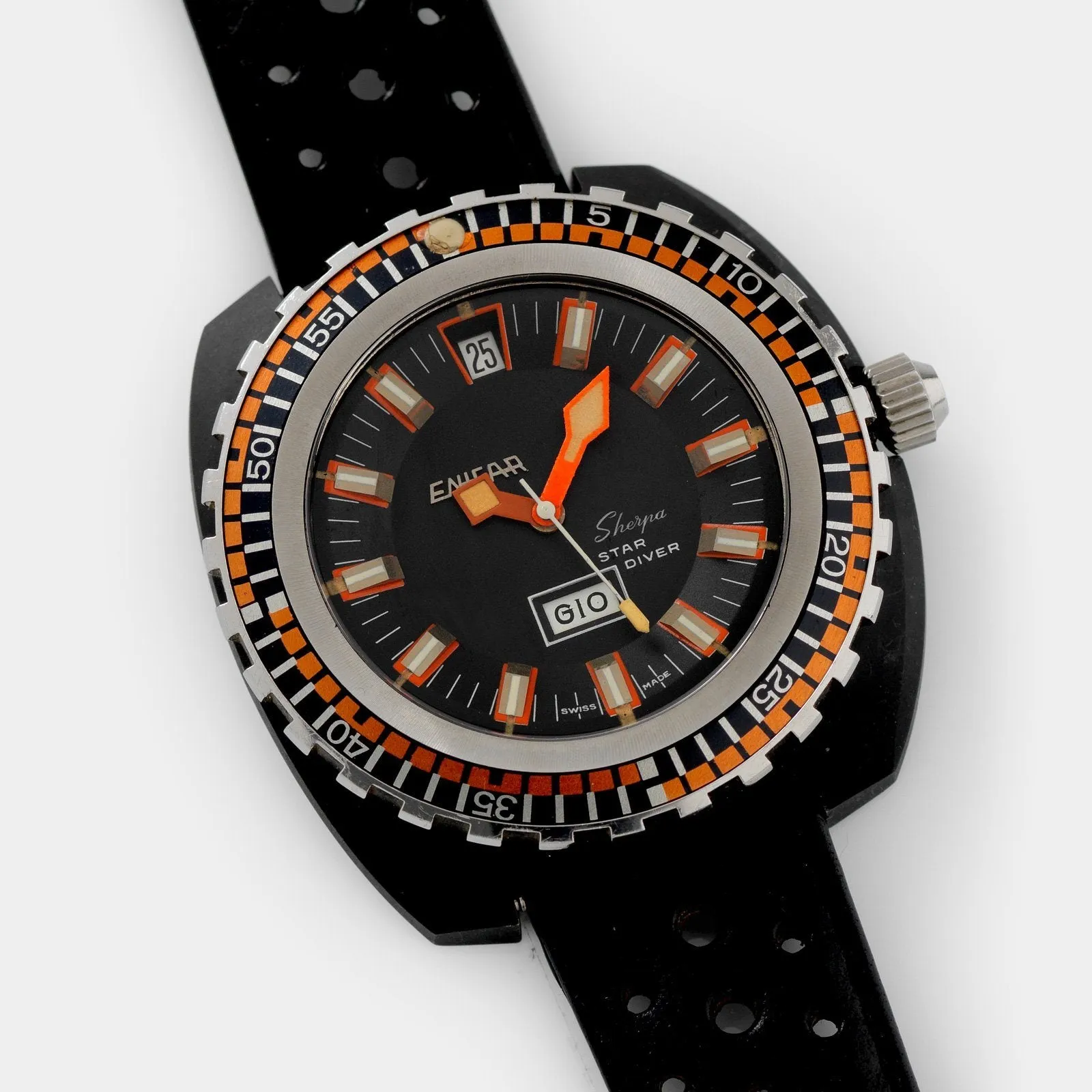 Enicar Sherpa Star Diver 147-05-02