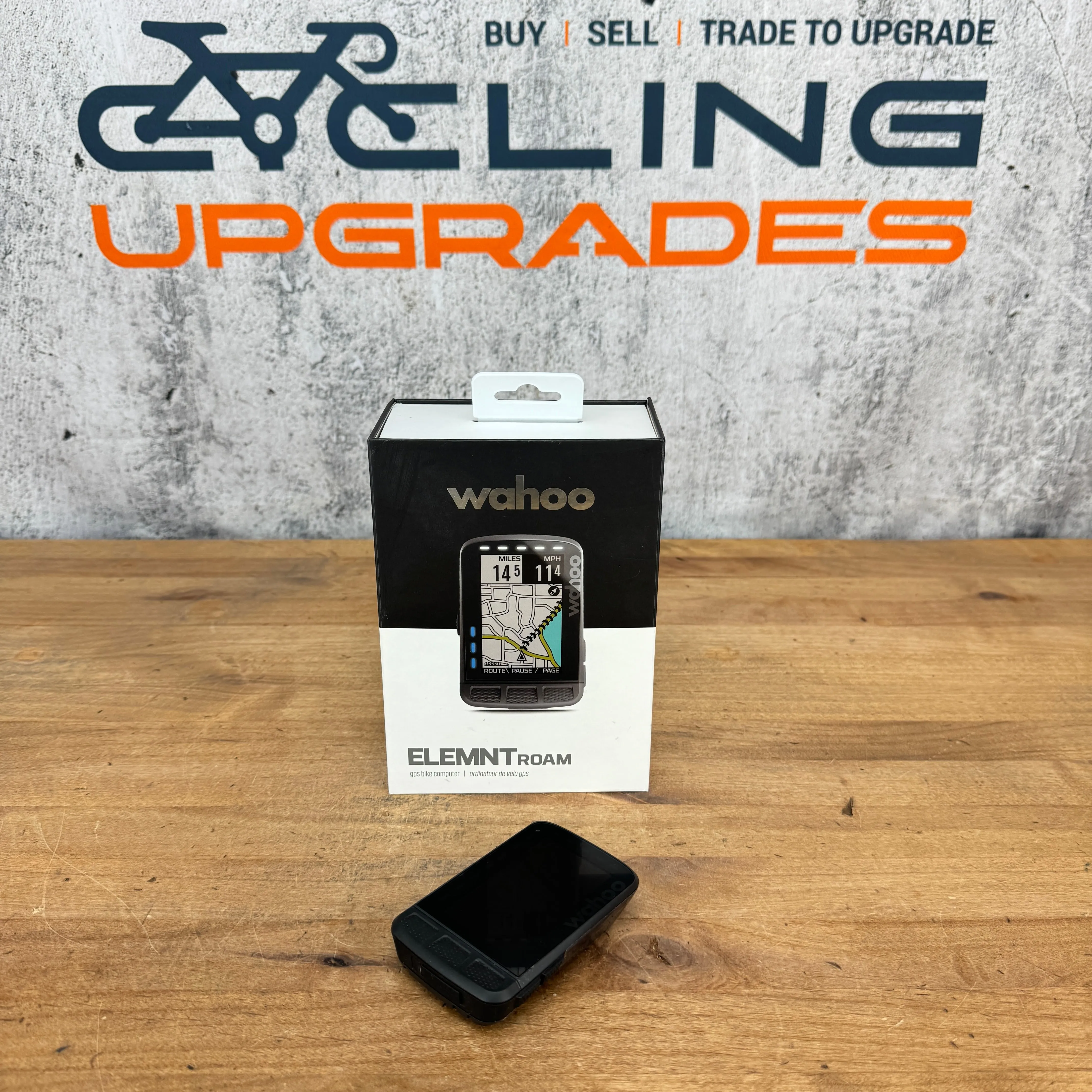 Light Use! Wahoo Element Roam V1 Cycling Bike GPS Computer