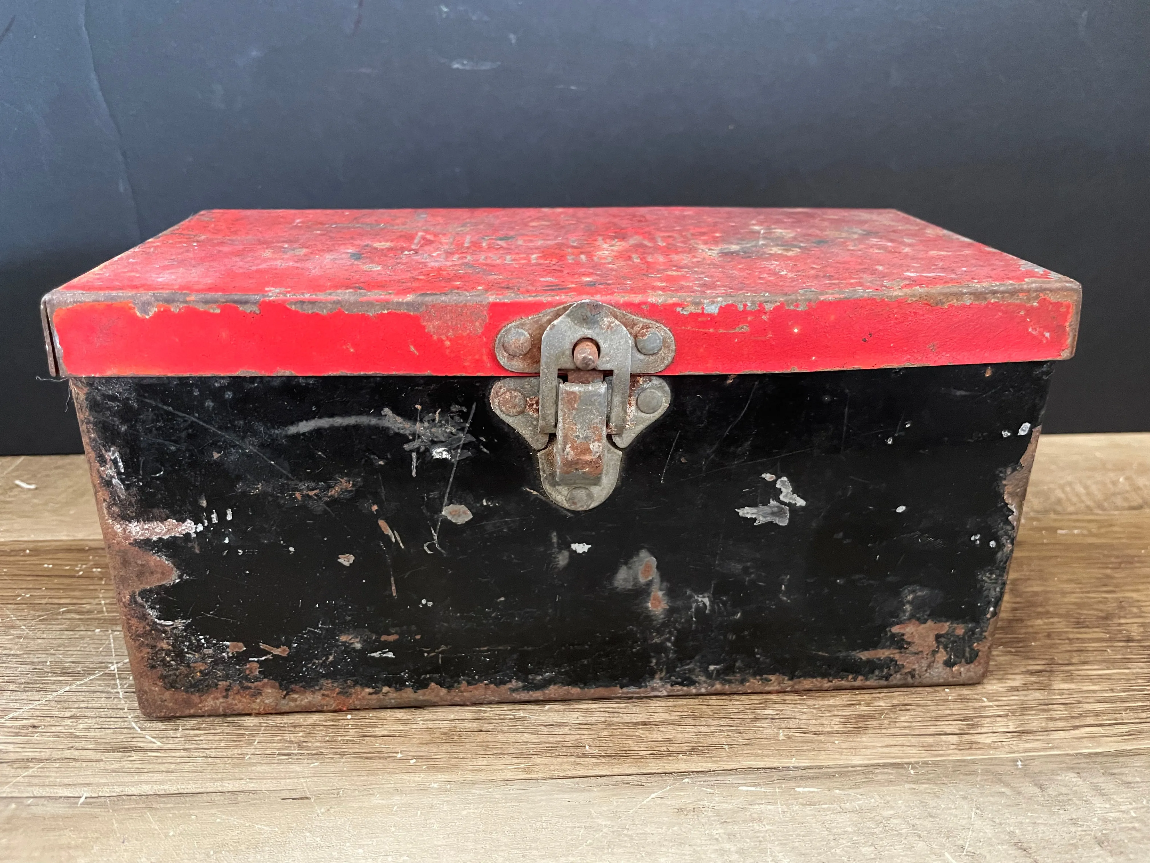 <€€ Vintage MIRO-FLARE Model #188F Metal Box Case Only for Roadside Emergency Road Reflector Flares