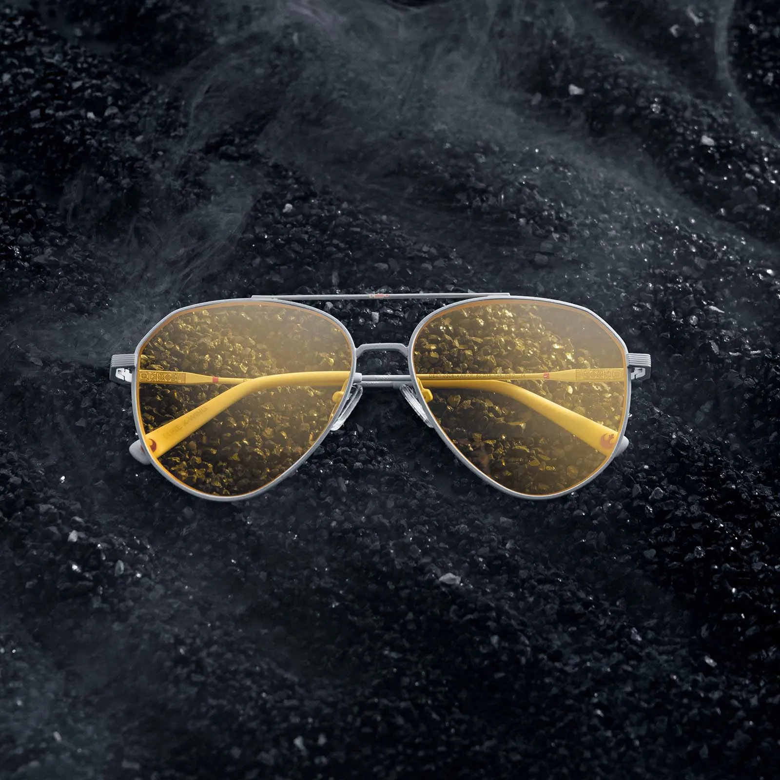 LUKE SKYWALKER™ X-WING™ STARFIGHTER - ALLIANCE WHITE   STARFIGHTER YELLOW SUNGLASSES