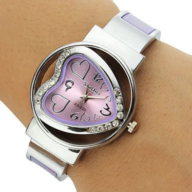 New Quartz Bangle Fashion Rhinestone Heart Shape Wristwatch Bracelet Watch Casual Sports Watches Ladies Women Dress Watch