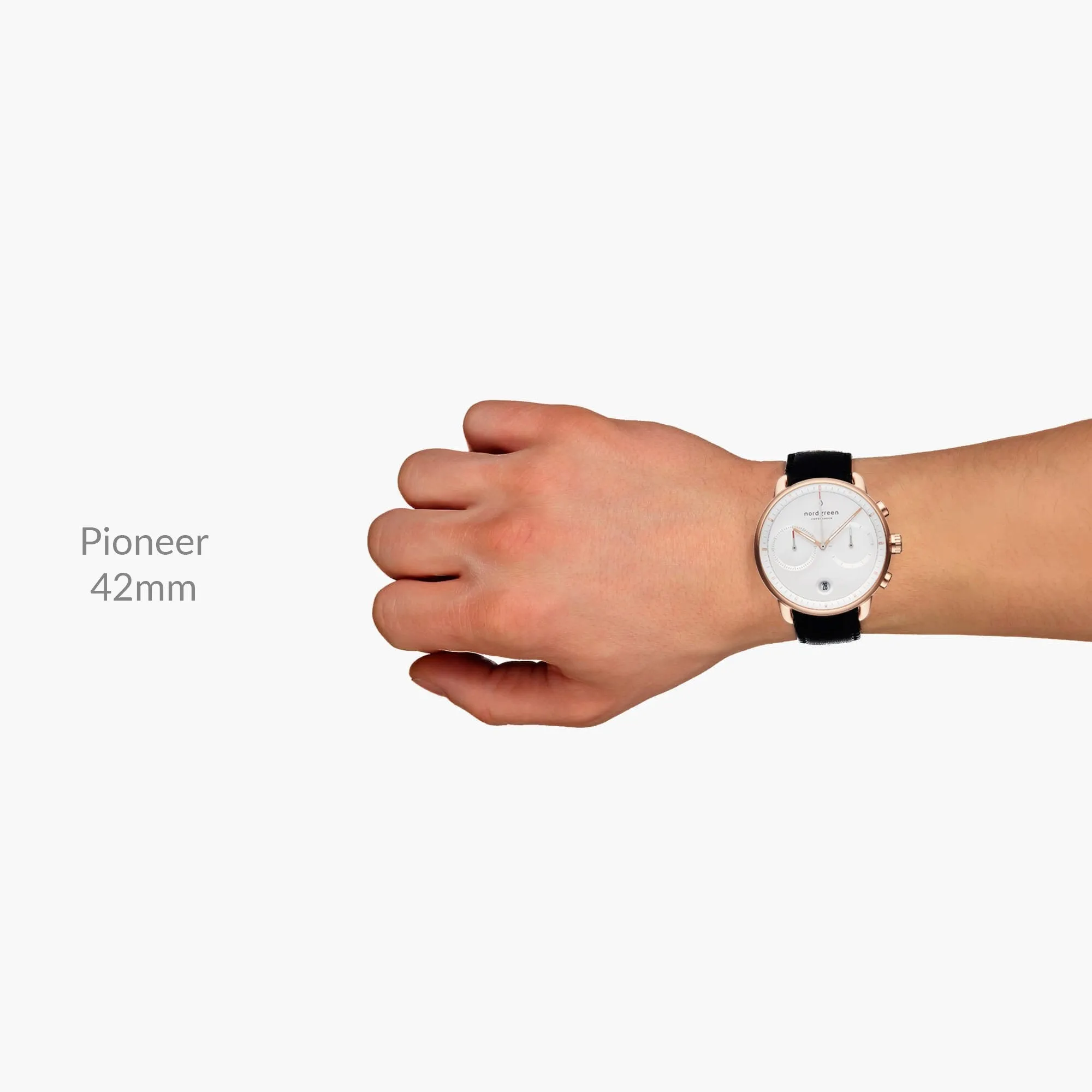 Pioneer | Black Dial - Navy Leather