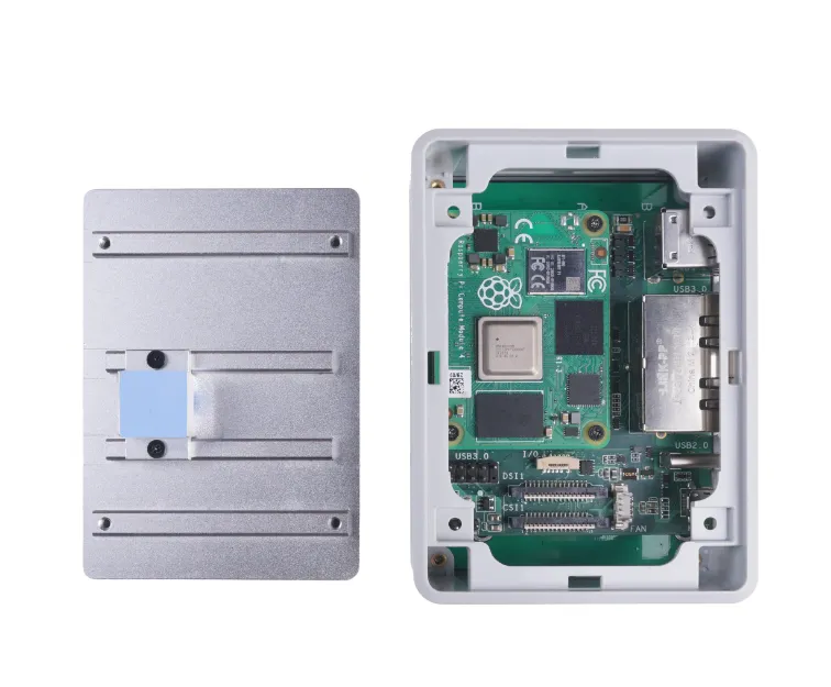 reRouter CM4 102032 - Raspberry Pi Based Mini Router