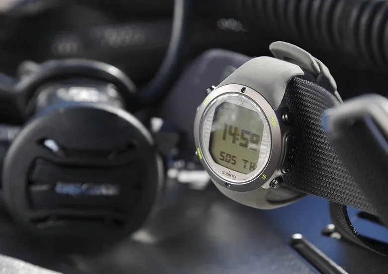 Suunto D6i Novo Dive Computer w/ USB