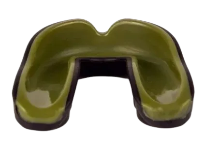 VENUM-0616 CHALLENGER SPORTS MUAY THAI BOXING MMA MOUTHGUARD Senior Age 11  Black Khaki